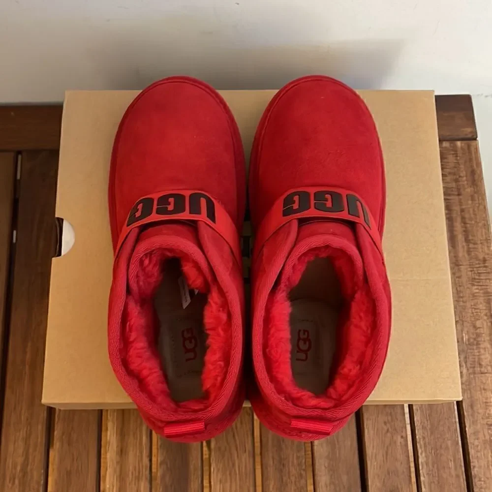 UGG Kid Neumel II Graphic Boots Red US Big Kid 5 Y/UK 4/EU 37